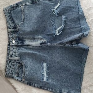 PrettyLittleThing Shorts